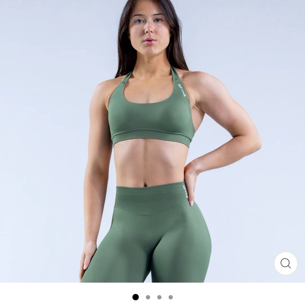 DFYNE Impact Sports Bra & Impact 4.5" inch Shorts in color Pistachio